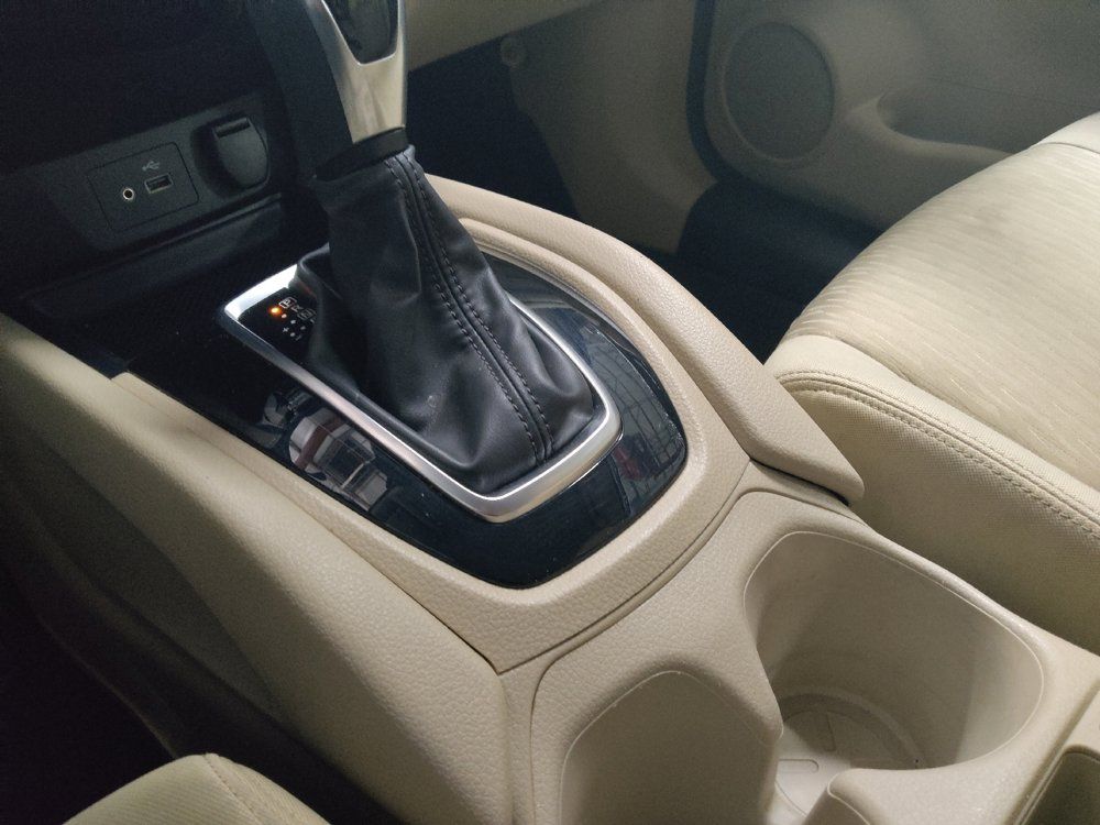 Used 2020 Nissan Rogue SV FWD image 26