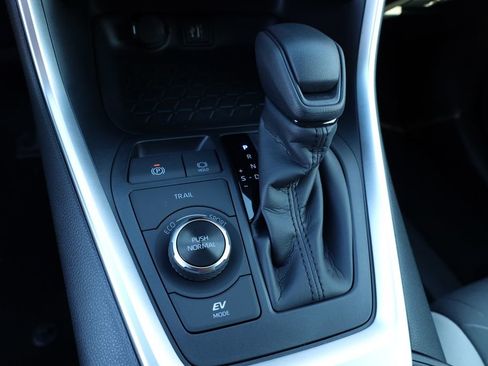 New 2025 Toyota RAV4 XLE image 11