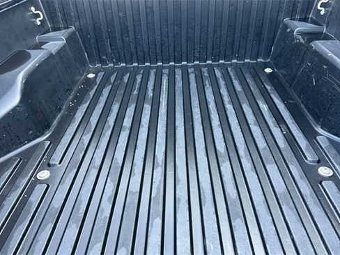 Used 2022 Toyota Tacoma Limited image 17