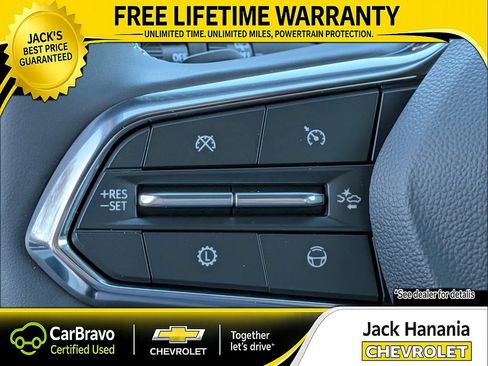 Certified 2026 Chevrolet Traverse High Country FWD image 28