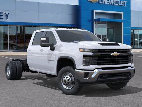 New 2025 Chevrolet Silverado 3500 W/T w/ WT Convenience Package image 48