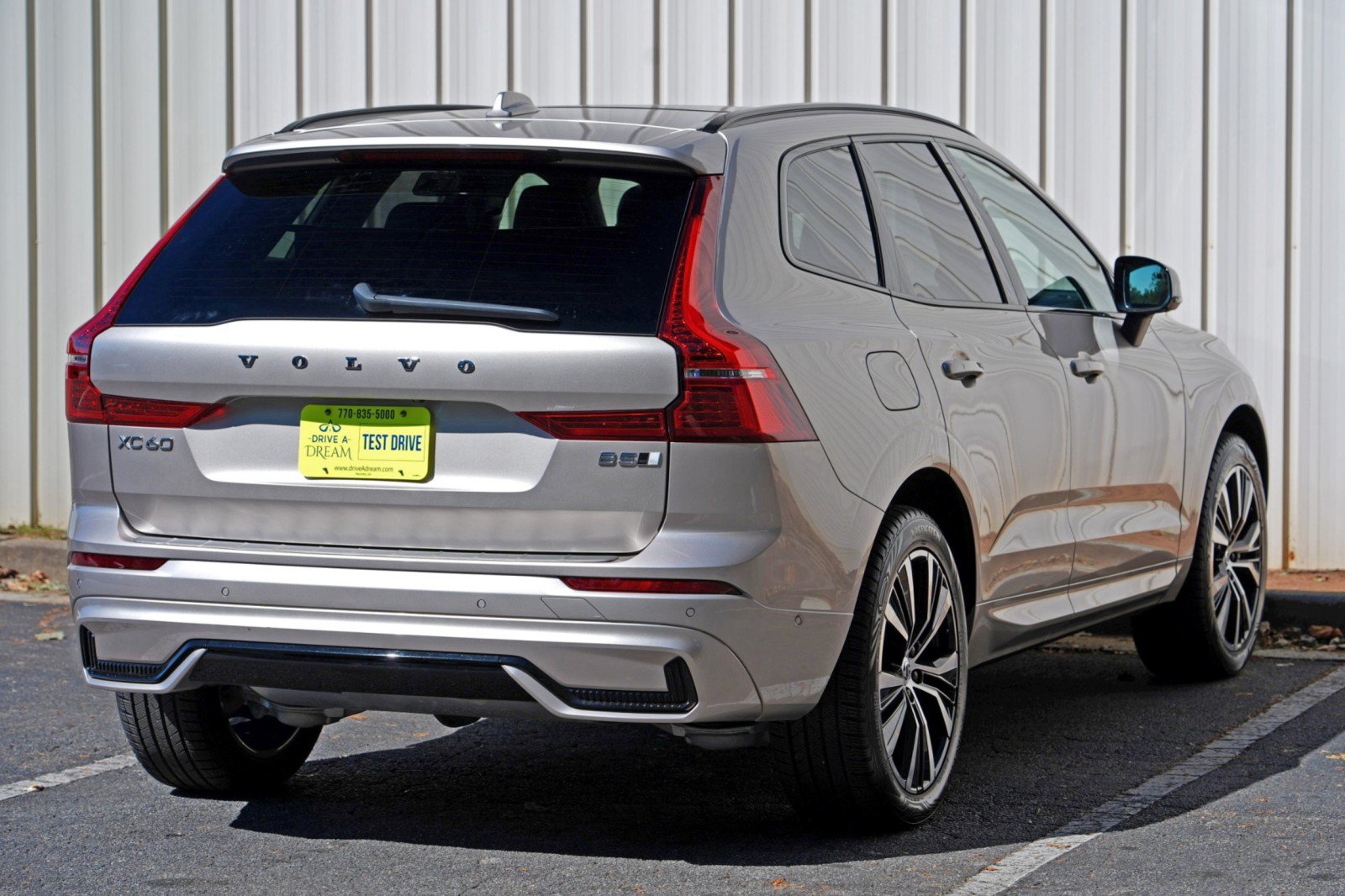 Used 2025 Volvo XC60 B5 Ultra w/ Protection Package Premier AWD/4WD image 52