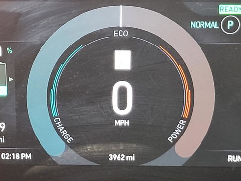 Used 2024 FIAT 500 e (RED) image 48