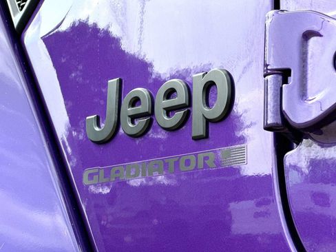 New 2026 Jeep Gladiator Sport AWD/4WD image 15