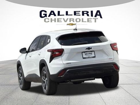 New 2026 Chevrolet Trax RS FWD image 5