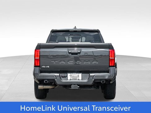 Certified 2024 Toyota Tacoma SR5 w/ SR5 Upgrade Package AWD/4WD image 6