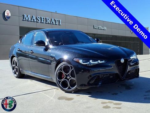 New 2025 Alfa Romeo Giulia Veloce w/ Veloce Package Rwd image 1