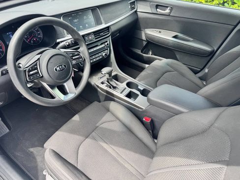 Used 2020 Kia Optima LX image 15