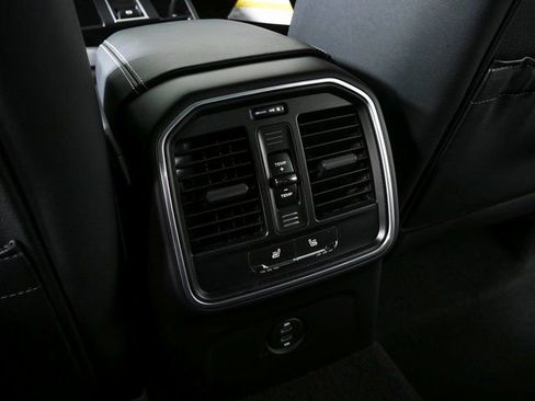 New 2026 Porsche Macan GTS image 22