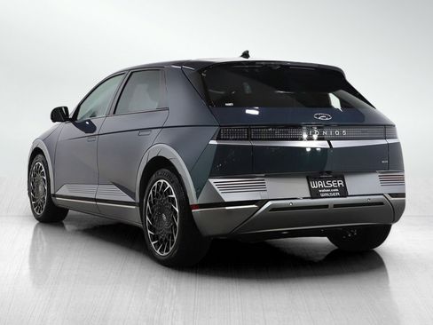 Used 2023 Hyundai Ioniq 5 Limited image 3