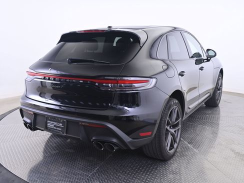Certified 2023 Porsche Macan Turbo AWD/4WD image 7