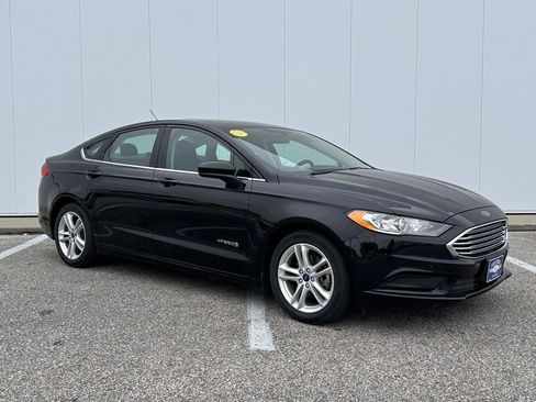 Used 2018 Ford Fusion SE FWD image 7