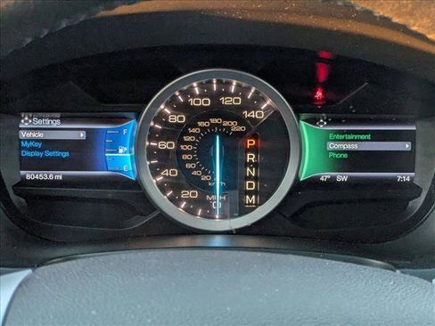 Used 2015 Ford Explorer Limited image 3