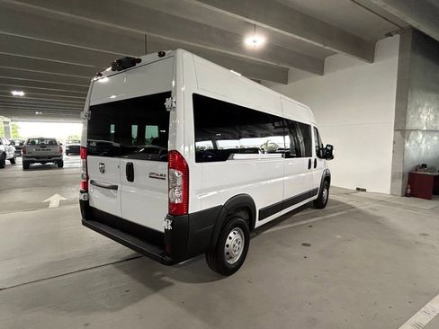 Used 2023 RAM ProMaster 2500 image 4