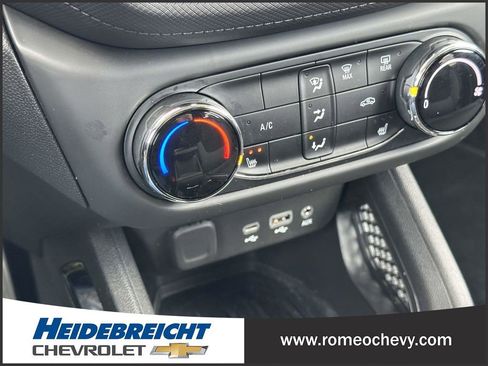 Used 2022 Chevrolet TrailBlazer LT image 28