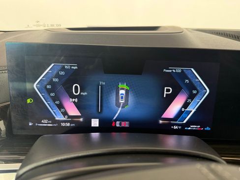 Used 2025 BMW X7 xDrive40i image 28