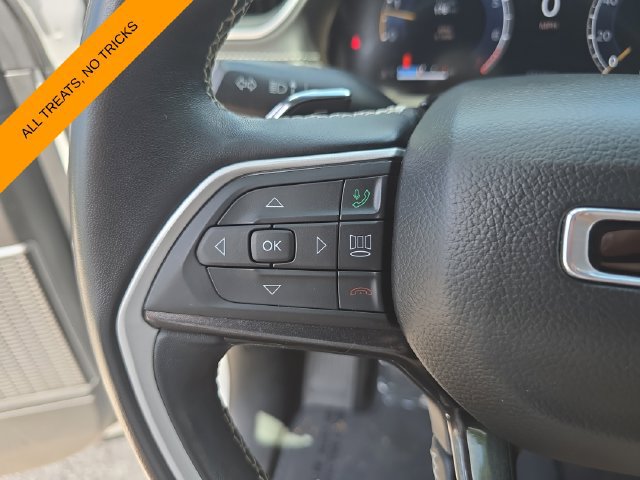 Used 2022 Jeep Grand Cherokee Altitude AWD/4WD image 22