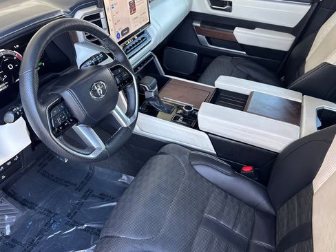 Used 2023 Toyota Sequoia Capstone image 10