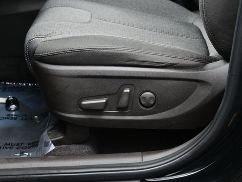 Used 2020 Hyundai Santa Fe SEL image 12