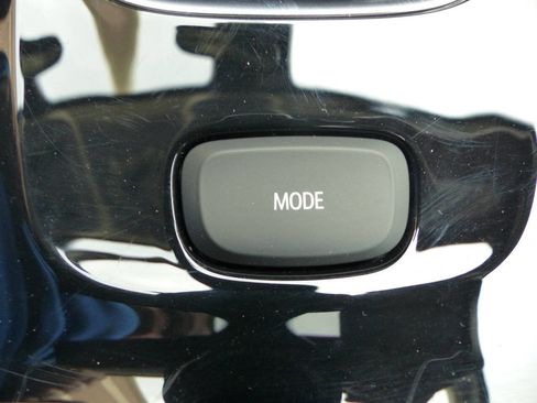 Used 2023 Buick Envision Essence w/ Sport Touring Package AWD/4WD image 57