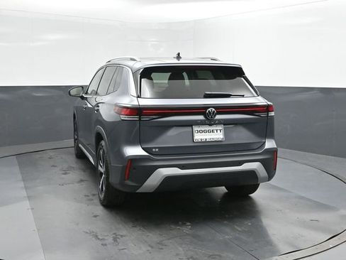New 2026 Volkswagen Tiguan SE image 22