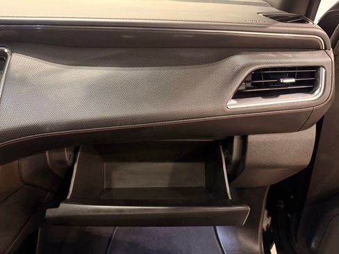 Used 2022 Chevrolet Tahoe RST w/ Luxury Package image 31