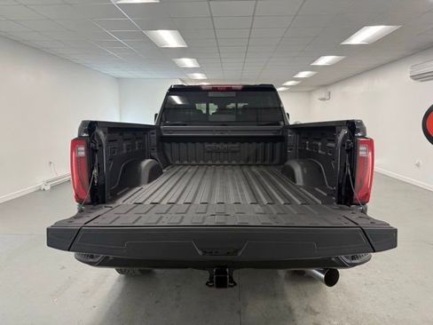 New 2026 GMC Sierra 2500 Denali Ultimate AWD/4WD image 8