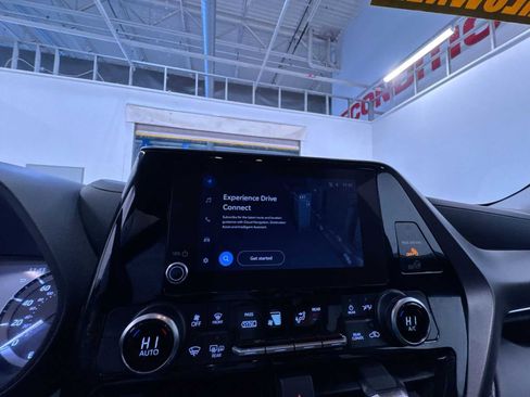 Used 2024 Toyota RAV4 LE image 23