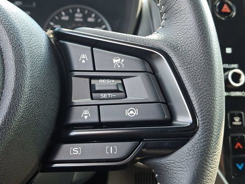 Used 2025 Subaru Forester Premium AWD/4WD image 22
