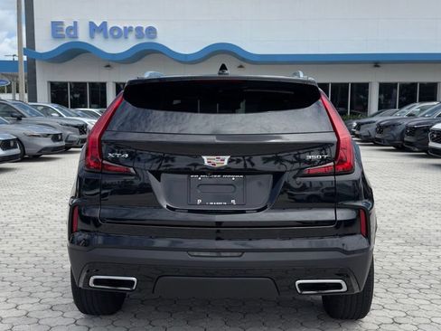 Used 2024 Cadillac XT4 Premium Luxury FWD image 10