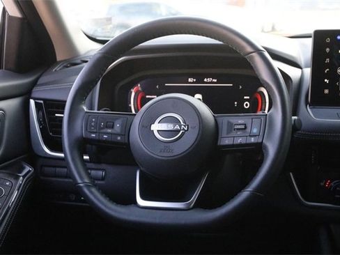 Certified 2024 Nissan Rogue SL w/ SL Premium Package image 23