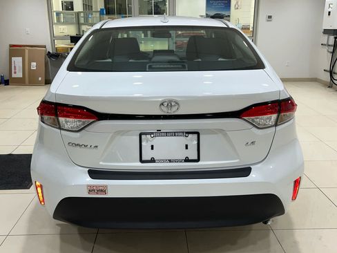 New 2026 Toyota Corolla LE w/ LE Premium Package FWD image 7