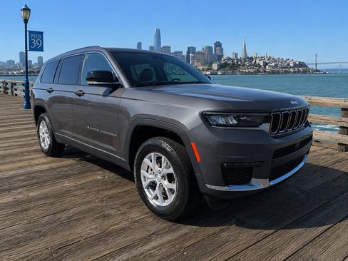 Certified 2023 Jeep Grand Cherokee L Limited AWD/4WD image 1