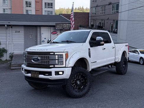 Used 2017 Ford F350 Platinum AWD/4WD image 1