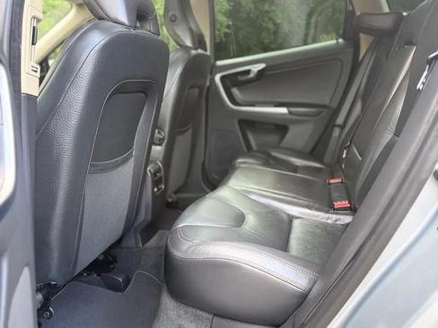 Used 2012 Volvo XC60 T6 AWD/4WD image 22