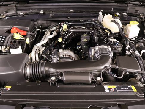 Used 2023 Jeep Gladiator Willys image 19