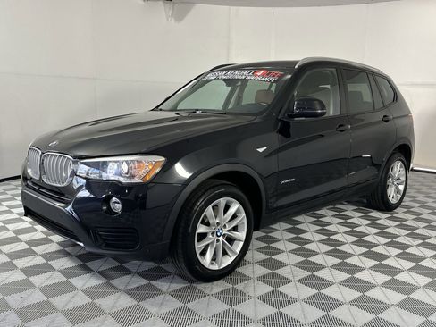 Used 2017 BMW X3 xDrive28i AWD/4WD image 4