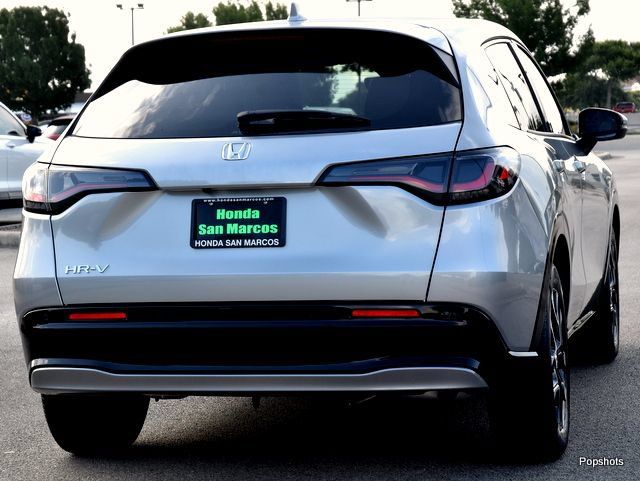 New 2027 Honda HR-V EX-L image 3