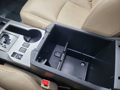 Used 2016 Toyota 4Runner Limited image 46