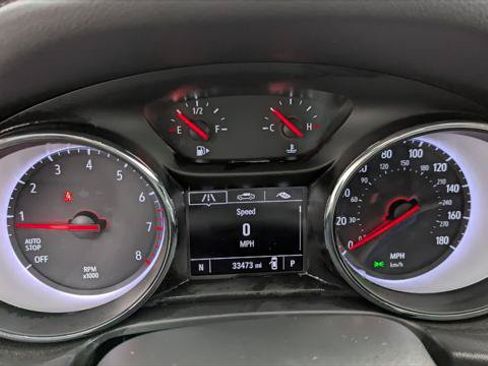 Used 2018 Buick Regal Preferred w/ Driver Confidence Package #1 FWD image 21