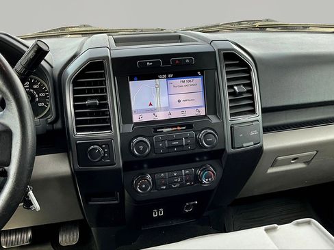 Used 2019 Ford F150 XLT w/ Equipment Group 302A Luxury image 10