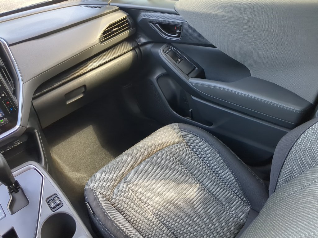 Certified 2024 Subaru Crosstrek 2.0i Premium AWD/4WD image 15