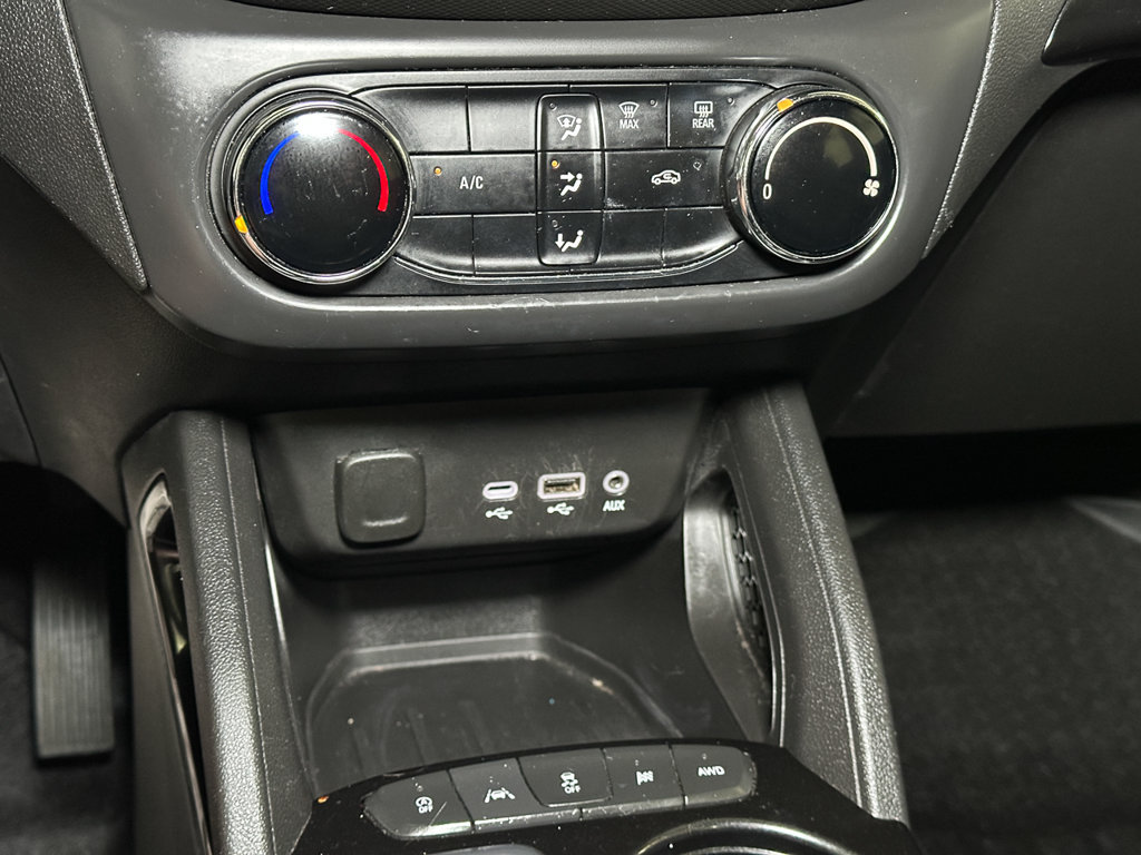 Used 2021 Chevrolet TrailBlazer LS AWD/4WD image 26