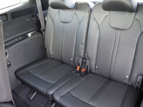 New 2026 Kia Sorento S image 12