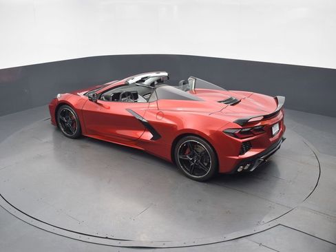 Used 2021 Chevrolet Corvette Stingray Premium Conv w/ Z51 Performance Package image 32