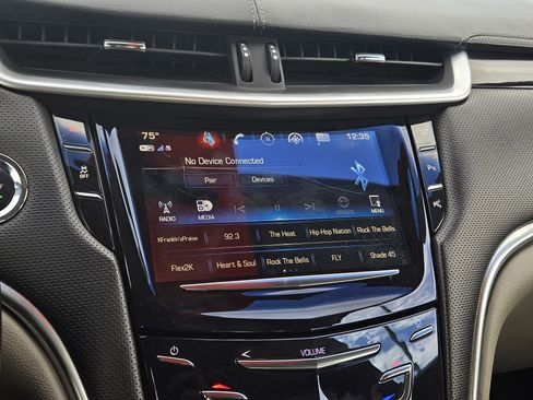 Used 2017 Cadillac XTS Luxury image 18