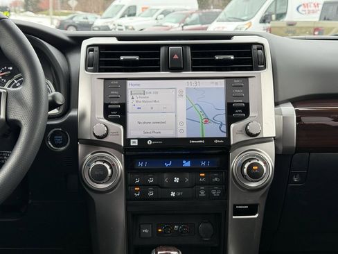 Used 2020 Toyota 4Runner Limited image 22