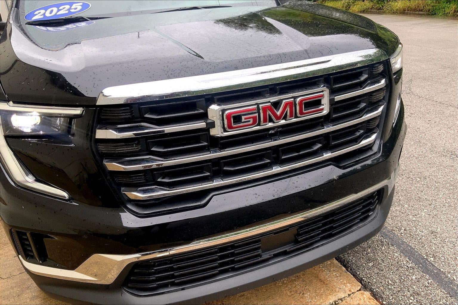 Used 2025 GMC Acadia Elevation FWD image 30