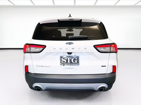 Used 2022 Ford Escape Titanium FWD image 5