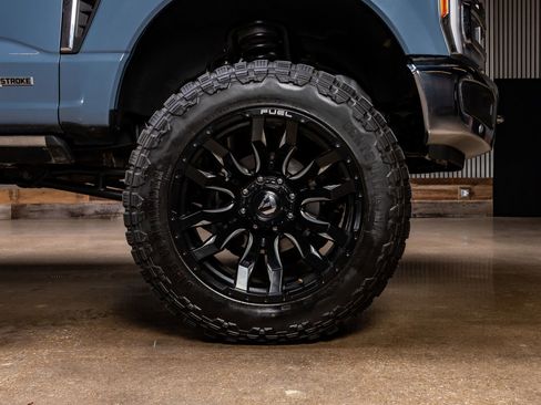 Used 2023 Ford F250 Lariat w/ Lariat Ultimate Package image 11